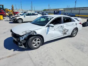 Hyundai Elantra 2.0L 4 2021