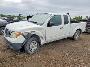 Nissan Frontier 2.5L 4 2014