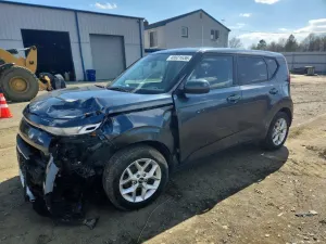 Kia Soul 2.0L 4 2020