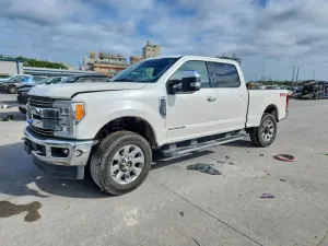 Ford F-250 6.7L 8 2018