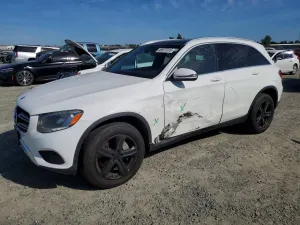 Mercedes-Benz GLC 2.0L 4 2017