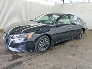 Nissan Altima 2.5L 4 2025