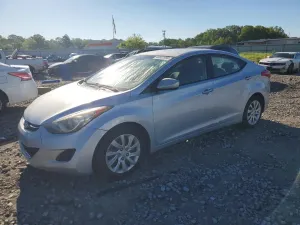 Hyundai Elantra 1.8L 4 2013