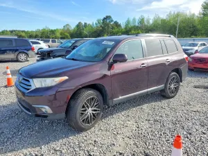 Toyota Highlander 3.5L 6 2013