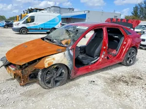 Hyundai Elantra 2.0L 4 2021