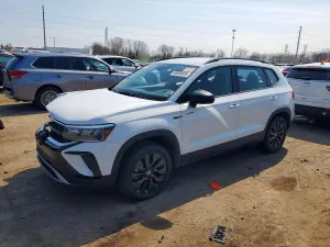 Volkswagen Taos 1.5L 4 2024
