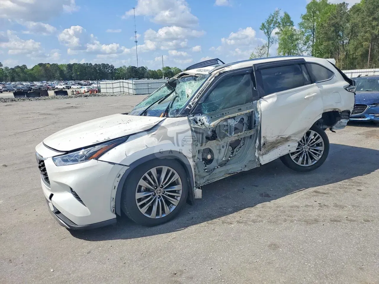 Toyota Highlander 3.5L 6 2021