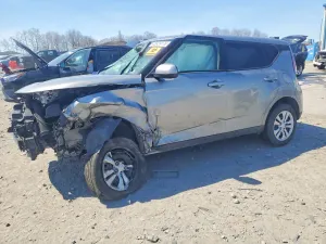 Kia Soul 2.0L 4 2025