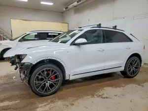 Audi Q8 3.0L 6 2023