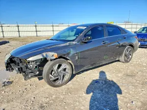 Hyundai Elantra 2.0L 4 2024