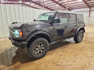 Ford Bronco 2.7L 6 2025