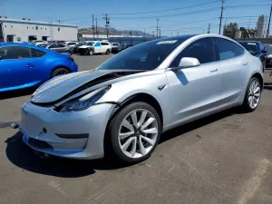 Tesla Model 3 2018