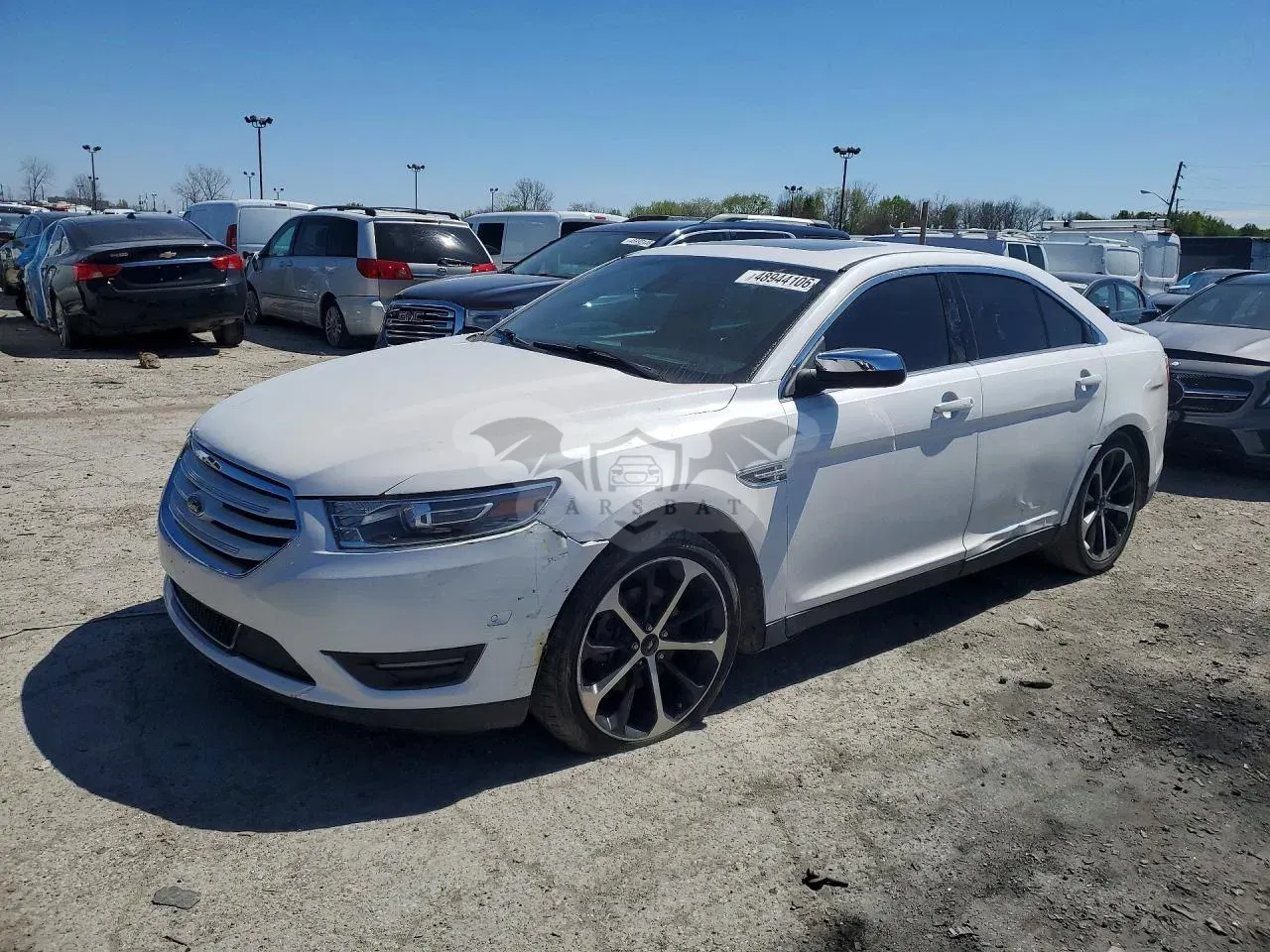 Ford Taurus 2016