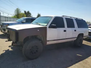Chevrolet Suburban 5.7L 8 1999
