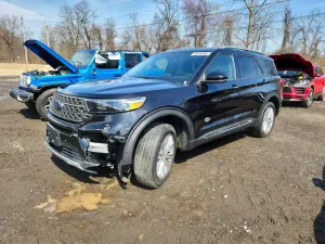 Ford Explorer 3.0L 6 2022