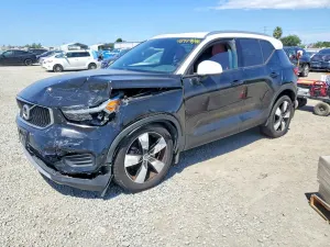 Volvo XC40 2.0L 4 2019