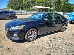 Nissan Altima 2.5L 4 2019