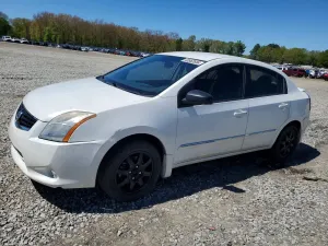 Nissan Sentra 2.0L 4 2012