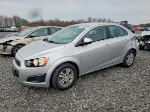Chevrolet Aveo (Sonic) 1.8L 4 2014