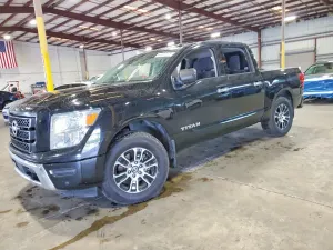 Nissan Titan 5.6L 8 2021