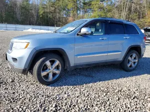Jeep Grand Cherokee 5.7L 8 2013
