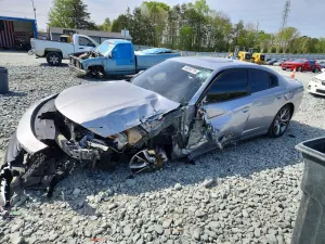 Dodge Charger 5.7L 8 2016