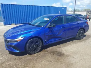 Hyundai Elantra 2.0L 4 2026