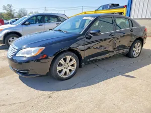 Chrysler 200 2.4L 4 2012