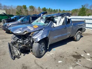 Nissan Frontier 3.8L 6 2022