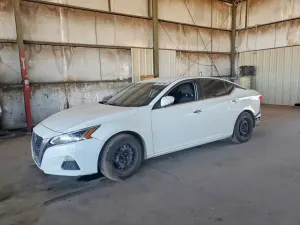 Nissan Altima 2.5L 4 2019