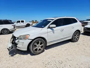 Volvo XC60 3.0L 6 2015