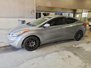 Hyundai Elantra 1.8L 4 2013