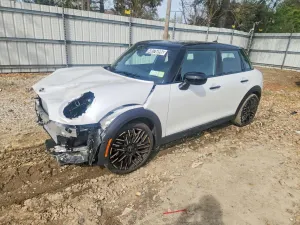 Mini Cooper 2.0L 4 2026