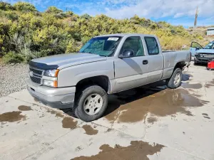 Chevrolet Silverado 1500 4.8L 8 2006