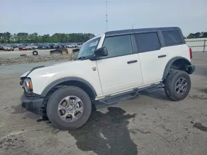 Ford Bronco 2.3L 4 2025