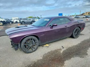 Dodge Challenger 5.7L 8 2021