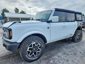 Ford Bronco 2.3L 4 2022