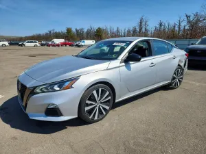 Nissan Altima 2.5L 4 2021