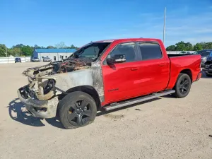 RAM 1500 5.7L 8 2021