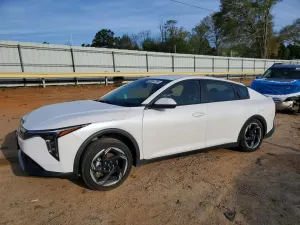 Kia K4 2.0L 4 2025