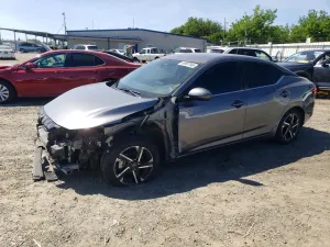 Nissan Sentra 2.0L 4 2024