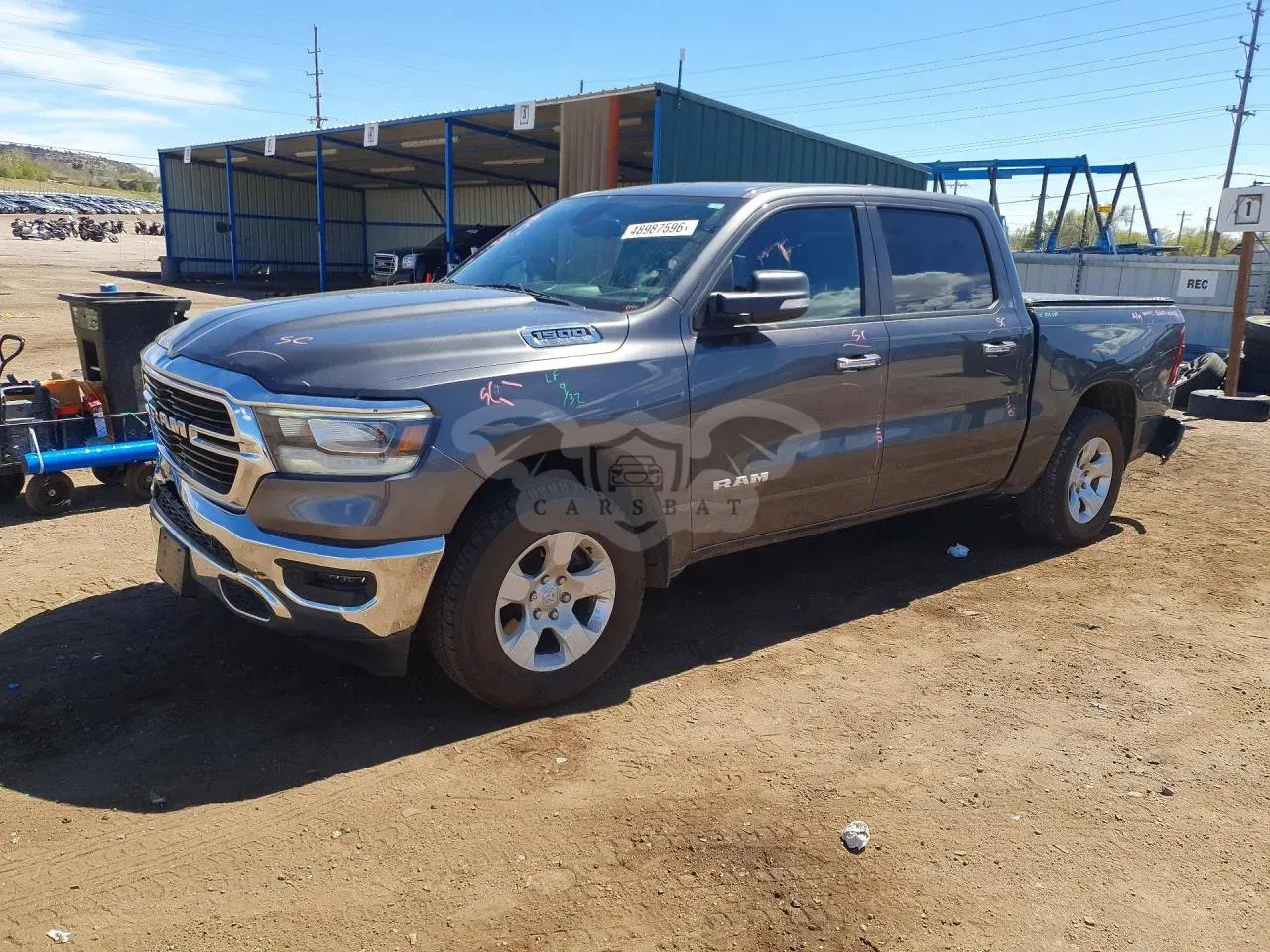 RAM 1500 5.7L 8 2019