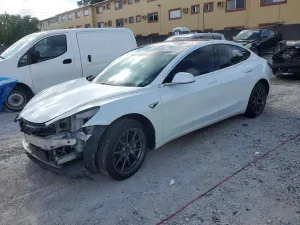 Tesla Model 3 2018