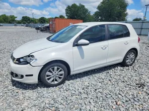 Volkswagen Golf 2.5L 5 2011