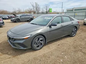 Hyundai Elantra 2.0L 4 2025