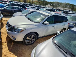 Nissan Pathfinder 3.5L 6 2013