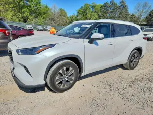Toyota Highlander 3.5L 6 2022
