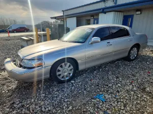 Lincoln Town Car 4.6L 8 2003