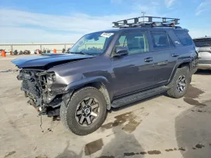 Toyota 4Runner 4.0L 6 2021
