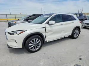 Infiniti QX50 2.0L 4 2020